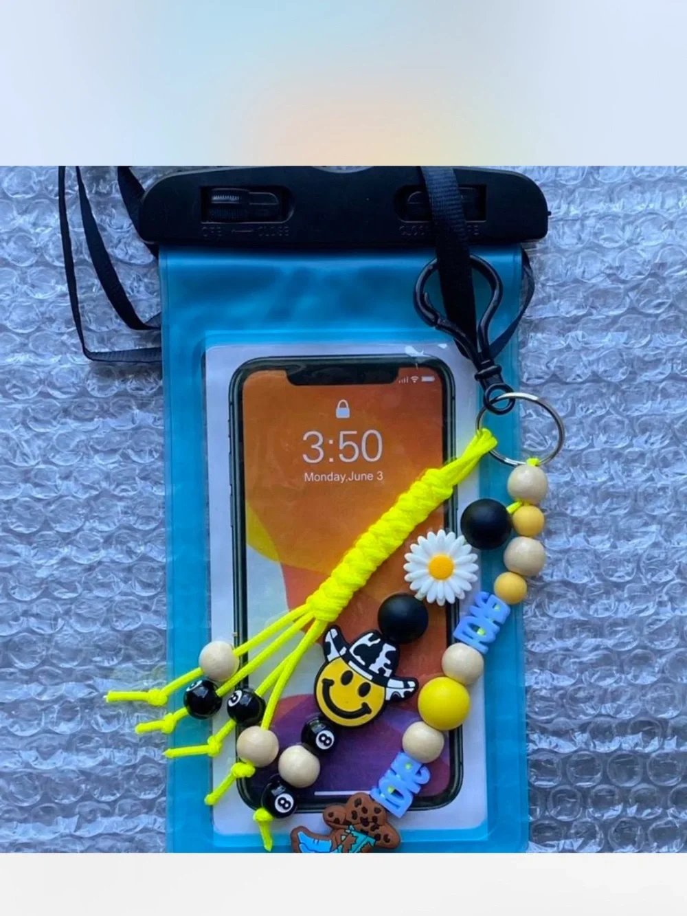 Ladies ^^^ Waterproof swimming / Sports  Cell  phone Case / Beaded keychain ***